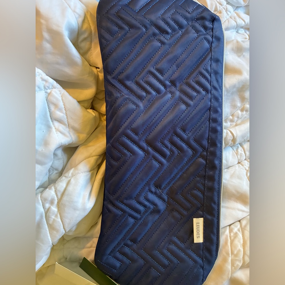 Leudes travel bag for shark or Dyson hair tools